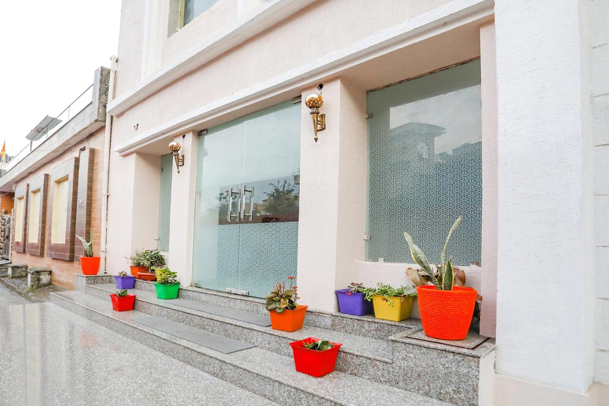 Montreal By Madhuban Inn Rishikesh Exterior photo